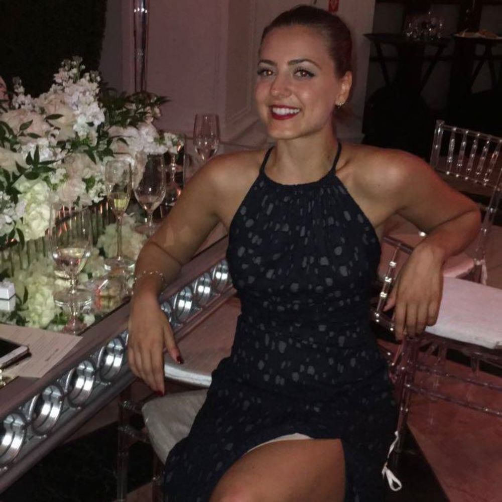 Meet your Posher, Annie